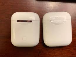 Mark Gurman On Twitter Airpods 1 On The Left Has Shiny Steel Hinge Airpods 2 On Right Has Matte Aluminum Cheaper Quicker To Build Or Just Aesthetic Change Https T Co Oen8flcyw7