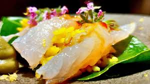 Traditionally, dishes like sheera and halwa are prepared in an iron kadhai. Tcwsshpnk0nhmm