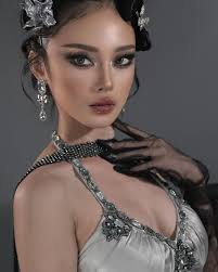 Nelly Tan (@nellytanmakeup) • Instagram photos and videos