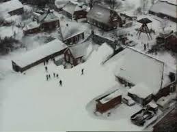 Het knmi waarschuwt voor gladheid. 133 Ingesneeuwd Nederland 1979 Youtube