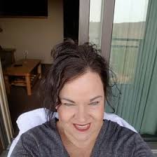 Christa Bachman (lovethefarmhouseprimitives)