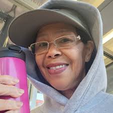 Have a fabulous Friday!! 🤩🪻☮️🩷