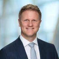 Alan Mccormick's Instagram, Twitter & Facebook