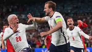 Partido desde el estadio de wembley entre inglaterra y dinamarca, perteneciente a las semifinales. 7mwohm02chf4zm