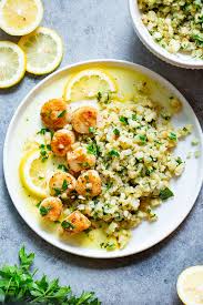 Healthy low carb recipe for scallops ~ lemon garlic baked scallops keto wonkywonderful.recipe ideas for appetising and exclusive low carb dishes, snacks, shakes or dessert variations, packed with protein power! Scallops With Lemon Butter Sauce And Herbed Cauliflower Rice