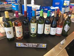 Il faut cependant faire preuve de sélectivité pour ne pas acheter un vin mousseux pire qu'un mauvais champagne. Que Valent Les Vins Lidl A Moins De 2 Olivier Dauvers