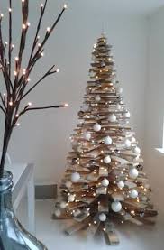 This christmas tree idea is also great if you can't decide between a traditional or rustic look. 40 Unique Christmas Tree Decor Ideas 6 Christmas Tree Decorations Diy Creative Christmas Trees Diy Christmas Tree