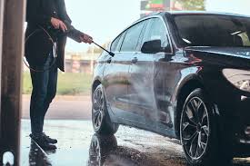 Wenn du dein auto zu hause waschen möchtest brauchst du dafür ein paar utensilien, die ich dir hier gerne empfehle und vorstelle. Auto Selber Waschen So Klappt S Mit Der Autohandwasche