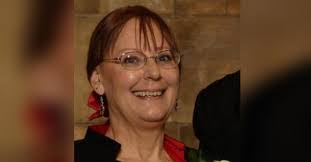 Rosanne Foster's Instagram, Twitter & Facebook