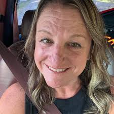 How to manage cell phones in the classroom?