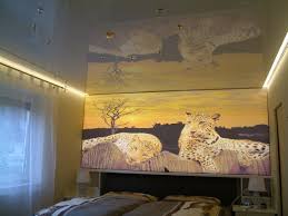 Schlafzimmer Mit Hinterleuchteter Bedruckter Spanndecke Decke Mit Einer Hochglanz Spanndecke Spanndecken Decke Trockenbau