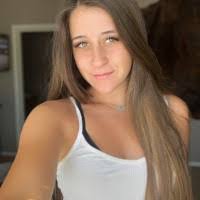 Chantelle Carter's Instagram, Twitter & Facebook