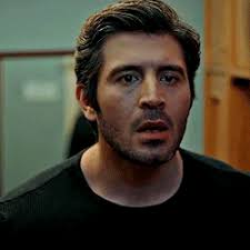 Evde geçirdiğimiz bu günlerde sıcak, samimi bir ev sohbetiyle yanınızdayız. Berkerguven Tumblr Com Tumbex