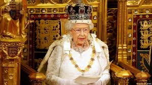 Wer der queen an ihrem geburtstag gesellschaft leistet. Zum 95 Geburtstag 10 Fakten Zu Queen Elizabeth Alle Multimedialen Inhalte Der Deutschen Welle Dw 20 04 2021