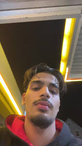 Trendy Alawi Hairstyle Transformation in Dubai