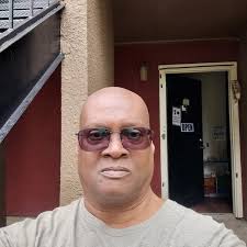 Eldridge Davis (@ellove12_) • Instagram photos and videos