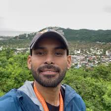 Mario está en Acapulco, donde las comunidades han soportado cinco días de  lluvias torrenciales y inundaciones después del huracán John. Los equipos  de WCK están listos para encontrar áreas afectadas y ...