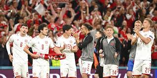 Berita bola terkini, live score sepak bola, dan informasi pertandingan liga eropa & indonesia terlengkap. Euro 2020 Jadwal Siaran Langsung Dan Link Streaming Wales Vs Denmark Di Mola Tv Bola Net