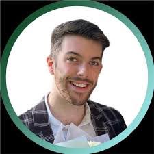 Kimberly Eckerson's Instagram, Twitter & Facebook