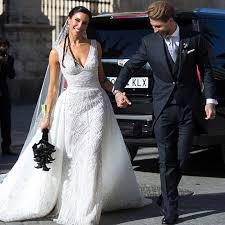 Entdecke rezepte, einrichtungsideen, stilinterpretationen und andere ideen zum ausprobieren. Hochzeit Von Sergio Ramos Das Brautkleid Seiner Frau Trug Schon Heidi Klum Stern De