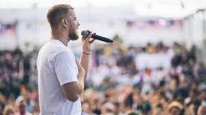 The radioactive singer frequently takes to social media with images and videos of his daughters, whom he told cbs this morning in november 2017 he hopes will remember him more. Dan Reynolds Of Imagine Dragons On New Documentary Mormon Church Lgbtq Youth Npr