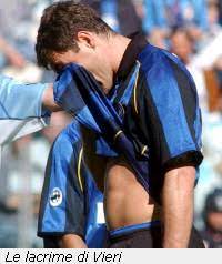 La roma di capello ha appena conquistato lo scudetto, strappato ai cugini laziali, vincitori l'anno precedente. La Repubblica Calcio Partite Dramma Inter All Olimpico Si Illude Poi E Terza