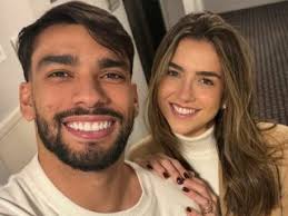 Isabel Veloso faz declaração em aniversário de casamento