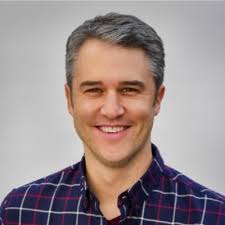 I just want to state, for the record, that I am not above bragging. For the  second weekend in a row, our new season of The Plot Thickens hit #1 in Apple