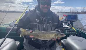 In this video i get out to fish some fox river walleyes (2019) from shore in hopes of catching a nice fish! Fox River Wi Fishing Report Mark Schram Anglingbuzz
