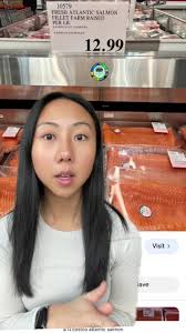 How to best shop for your salmon🍣#greenscreen #nutritiontips