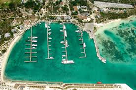 Whether you want to experience the city like a tourist or follow the locals, check out this great resource for your trip. Cat Cay Marina In Cat Cay Bi Bahamas Marina Reviews Phone Number Marinas Com