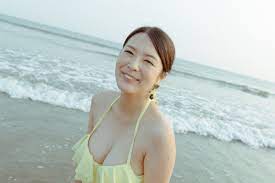 福咲れん（元・綾瀬れん）が引退へ「本当に幸せな8年間でした。」 – AV女優2chまとめ