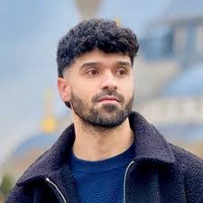 Sakina Raza's Instagram, Twitter & Facebook