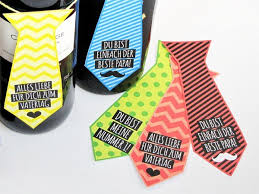 Viele kinder arbeiten gerne mit holz oder ton, wenn sie für ihren papa etwas anfertigen. Schnelles Vatertagsgeschenk Basteln Handmade Kultur