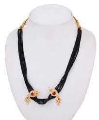 The design is made with dual strings of mangalsutra in a black bead. Maharashtrian Mangalsutra Designs 20 Traditional And Stylish Models