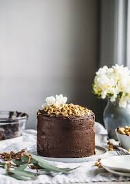 This Vegan Nutella Cake Is Made With A Two Ingredient Nutella And Will Please Vegans And Non Vegans Healthy Sweets Recipes Vegan Baking Recipes Cupcake Recipes