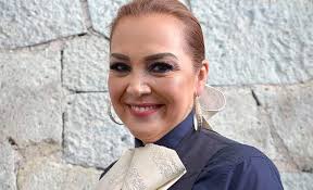 Aida Cuevas pide respeto en redes sociales para las artistas