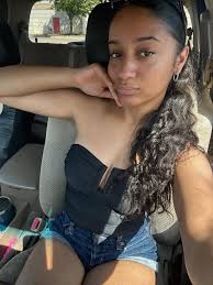 HOW DO I LOOK? MIN YOONGI 🤍💚🥰👆