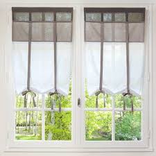 Son también excelentes para separar espacios si lo que tienes es una cocina abierta que comparte espacio con tu salón o comedor. Claves Para Elegir Cortinas De Cocina Modernas Cortinas De Cocina Modernas Cortinas Cortas Cortinas Para Cocina