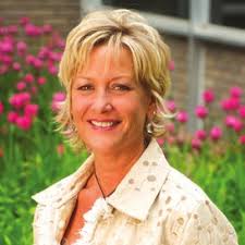 FOR EN H A N CING MANITOBA'S FLAGSHIP HOSPITA L