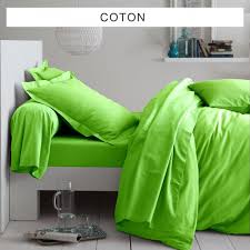 Cette pièce de tissu située au pied de la housse et qui se borde sous le matelas est également appelée cheminée. Housse De Couette Coton Tertio Vert Anis 3 Suisses