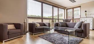 Örneğin, salon dekorasyonunuzu yeşil ve krem rengine göre yapacaksanız yeşil koltuk takımlarına eşlik eden krem berjerlerden. Salonda Hali Koltuk Uyumu Nasil Yakalanir Dekotrendy Com