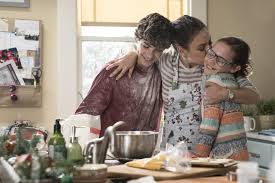 Cadeaux, cuisine, déco, organisation et préparation… fatiguées, elle décident de changer la donne et s\'éclater ! Bad Moms 2 En Vod Film De Jon Lucas En Streaming Et A Telecharger