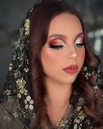 Cinthia Makeup Academy‎
