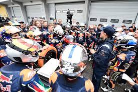 Media team management led by the motogp media manager, frine velillawith infallible coordinationis very important. Learn How To Become A Pro Motorcycle Racer Red Bull