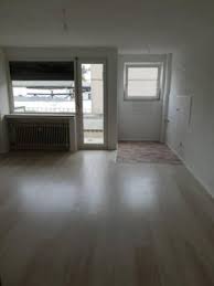 Freundliche wohngegend mit spielplätzen, einkaufsmöglichkeiten und nahverkehrsanbindung. 2 Zimmer Wohnung Zu Vermieten Hofkamp 24 42103 Wuppertal Elberfeld West Mapio Net