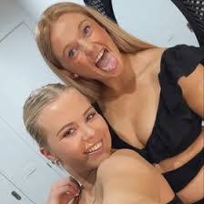 Rosa Wills's Instagram, Twitter & Facebook