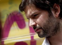 Revelan que hija de ex ministro es la pareja del diputado Gabriel Boric