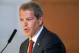 Nebraska state treasurer to move to retirement systems job