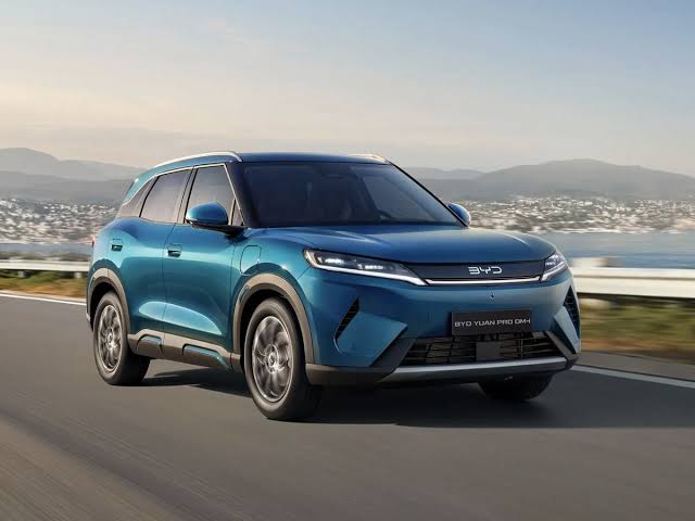 BYD Yuan Pro DM-i Ecuador 2026 precio 26990 100 km eléctrico 1100 km autonomía AutoShow Guayaquil